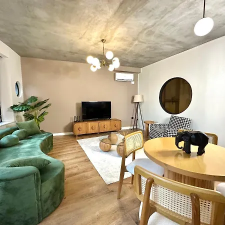 Hoft Cihangir Apartment *
